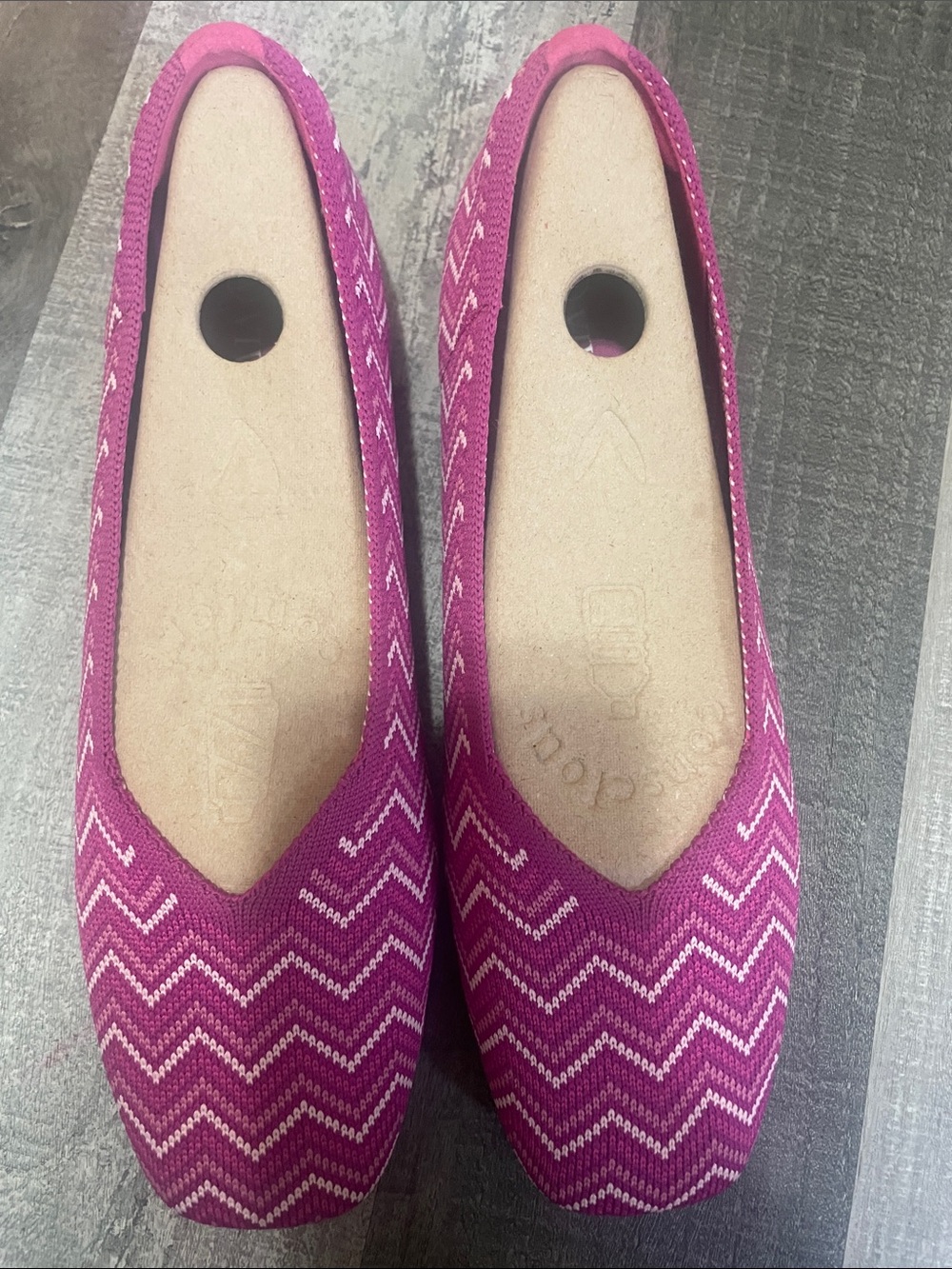 Women’s Chevron Knit Ballet Flats in Magenta